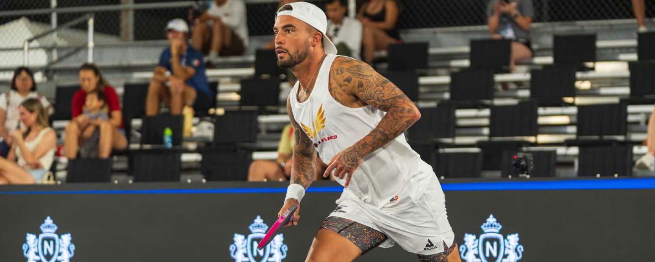 Tyson McGuffin competing for the Phoenix Flames.