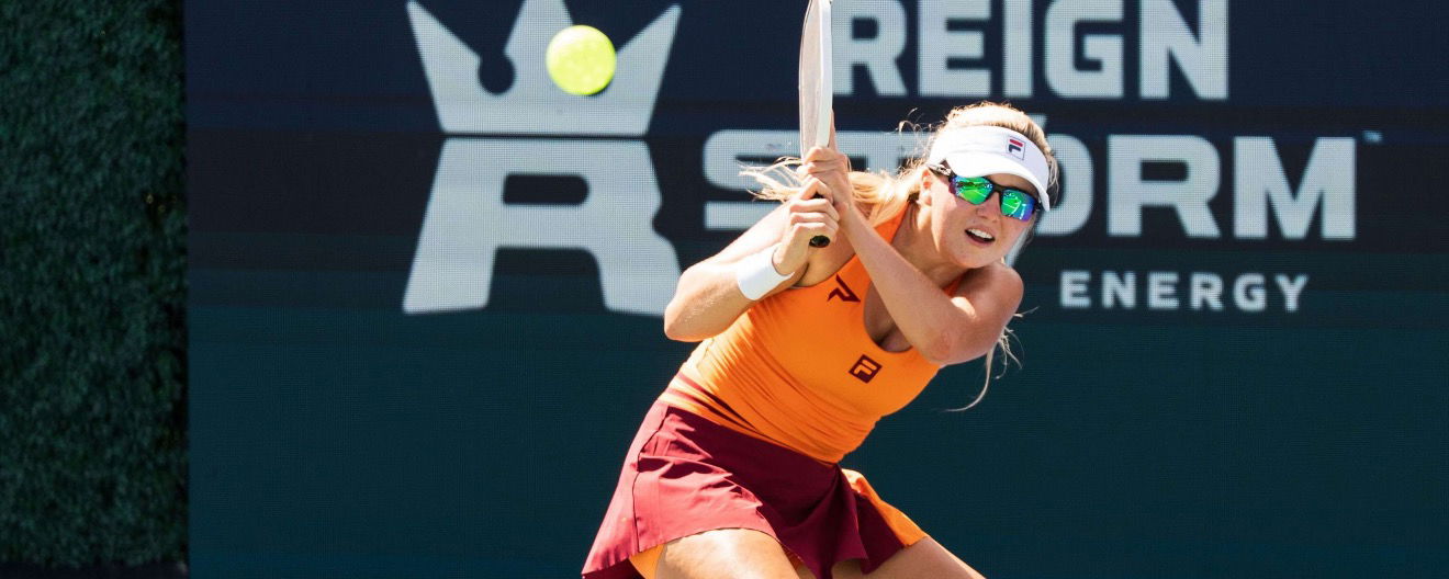 Anna Leigh Waters playing pro pickleball.