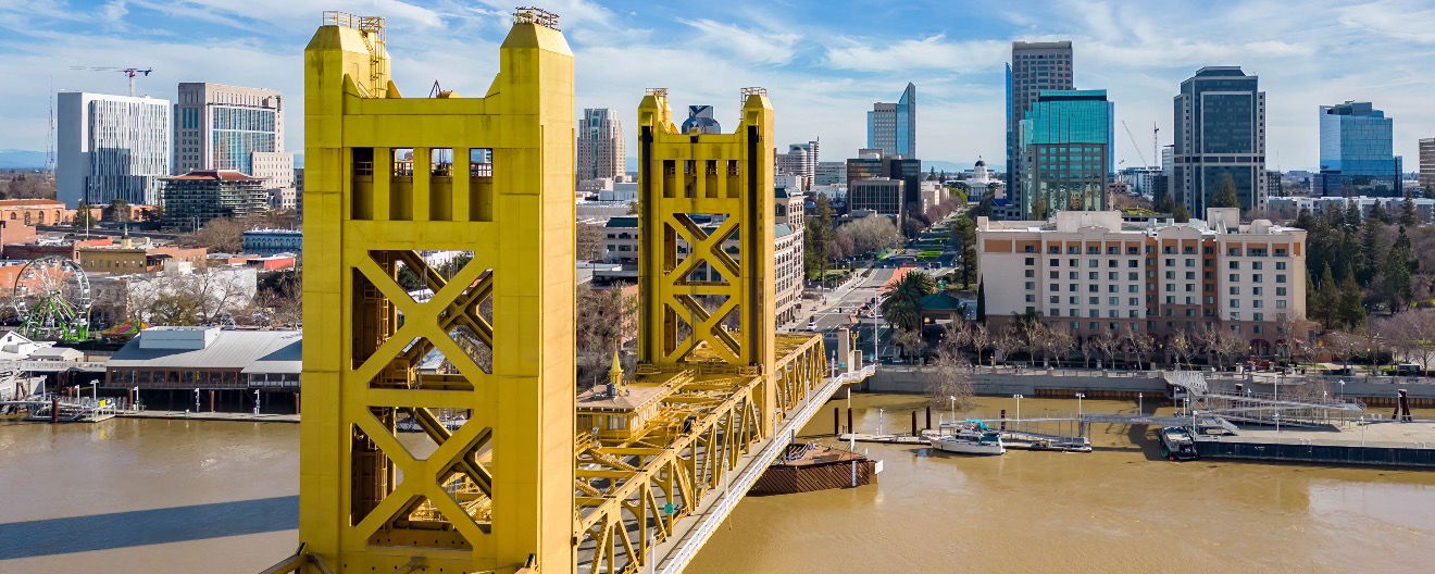 An aerial image of the Tower Bridge in Sacramento on a beautiful day.