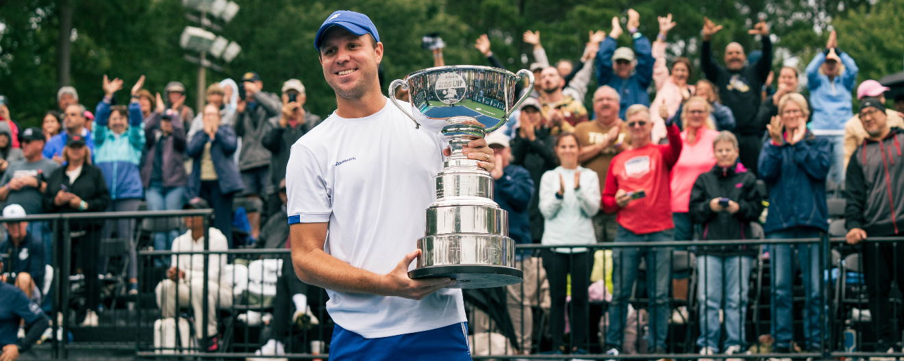 Chris Haworth celebrating his men's singles title at the Fasenra Virginia Beach Cup presented by JOOLA.