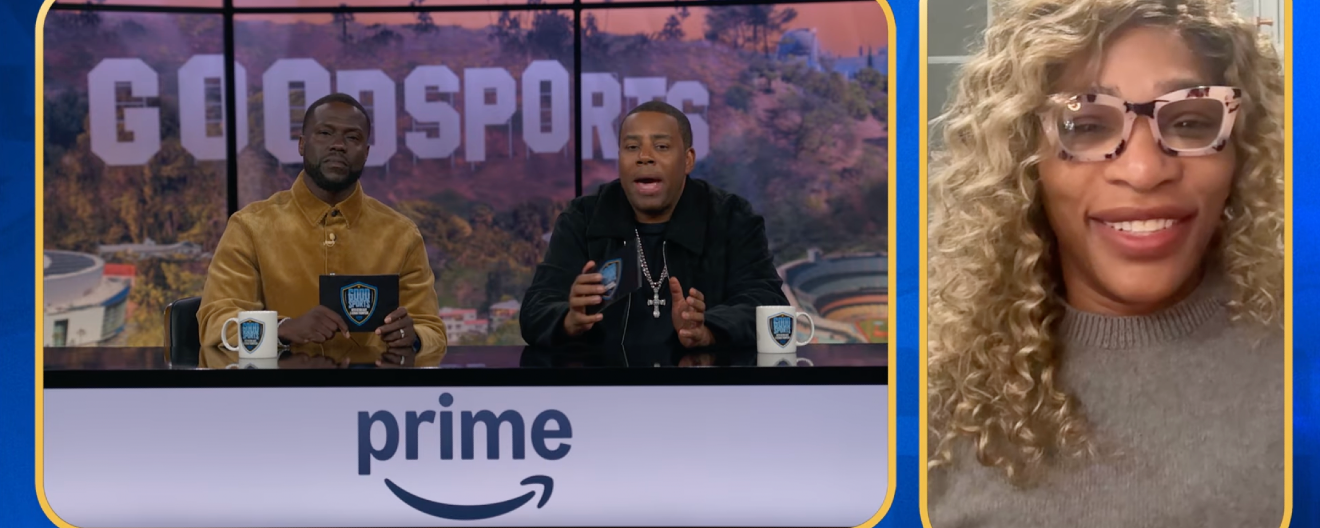 Serena Williams speaking with Kevin Hart and Kenan Thompson.