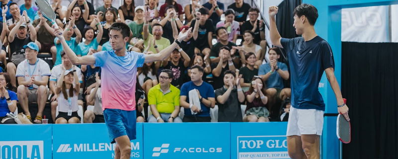 Hong Kit Wong and Eunggwon Kim competing together this season.