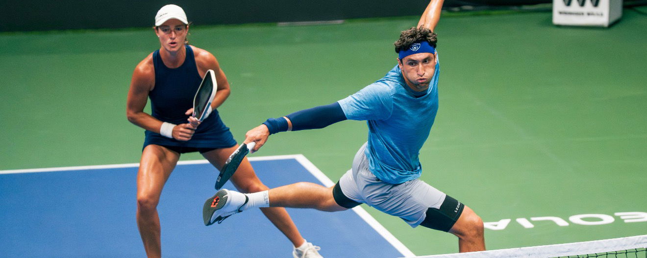 Jay Devilliers and Callie Smith competing at the Florida Dairy Farmers Daytona Beach Open.