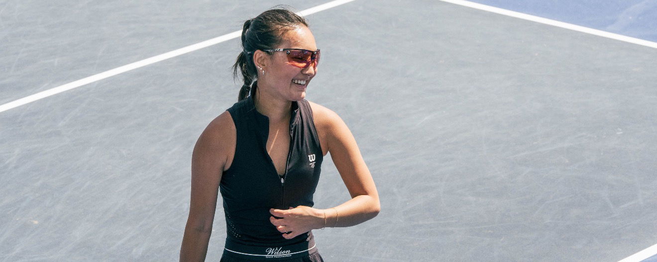Alix Truong playing pro pickleball
