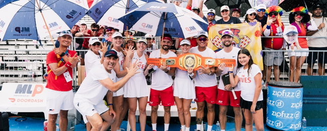 The New Jersey 5s celebrating with the Super Sunday Belt after winning MLP Austin presented by Waterdrop.