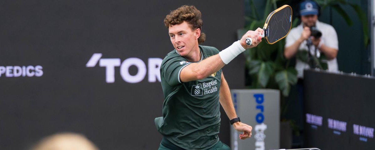 Grayson Goldin playing pro pickleball.