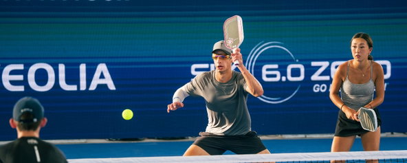 Elliott Schupp and Kiora Kunimoto competing at the Veolia Arizona Open.