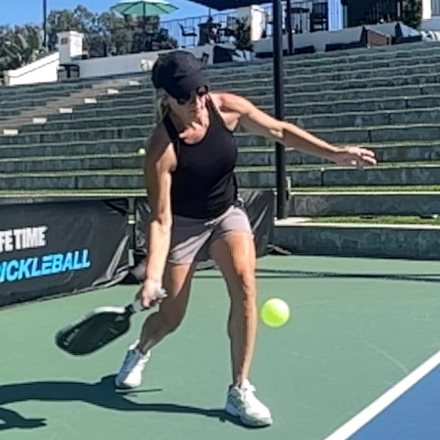 Julie  Henderson 