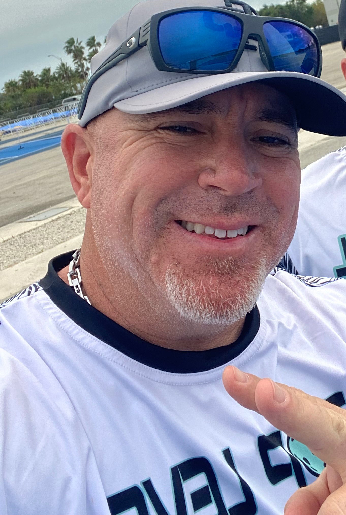 Ernie  Hernandez 