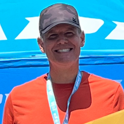 Steven  Manuel 