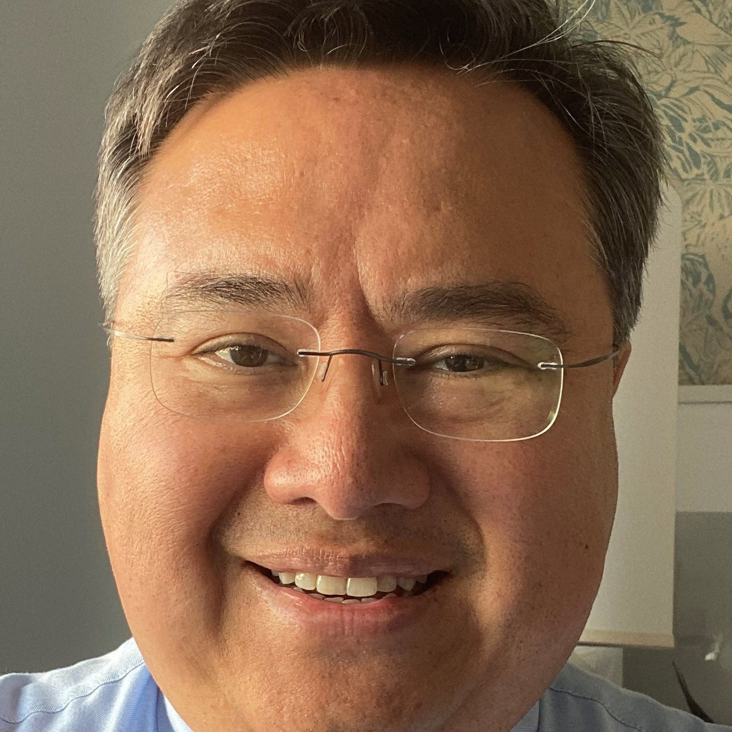 Neil  Hawkins 