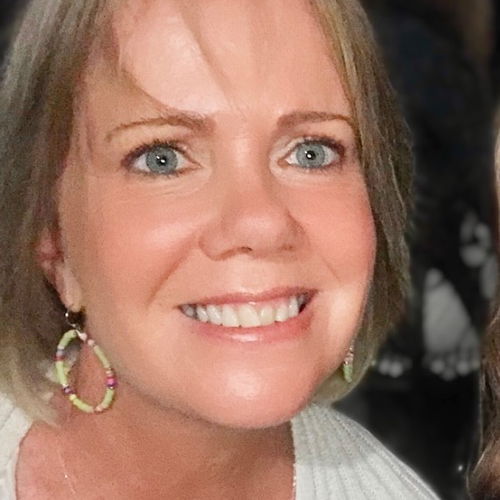 Lesley White's profile