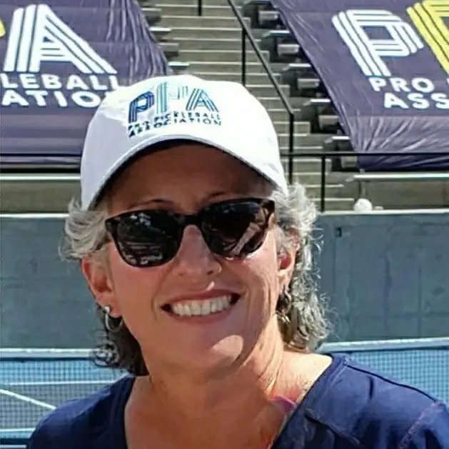 Carolyn  Moore 