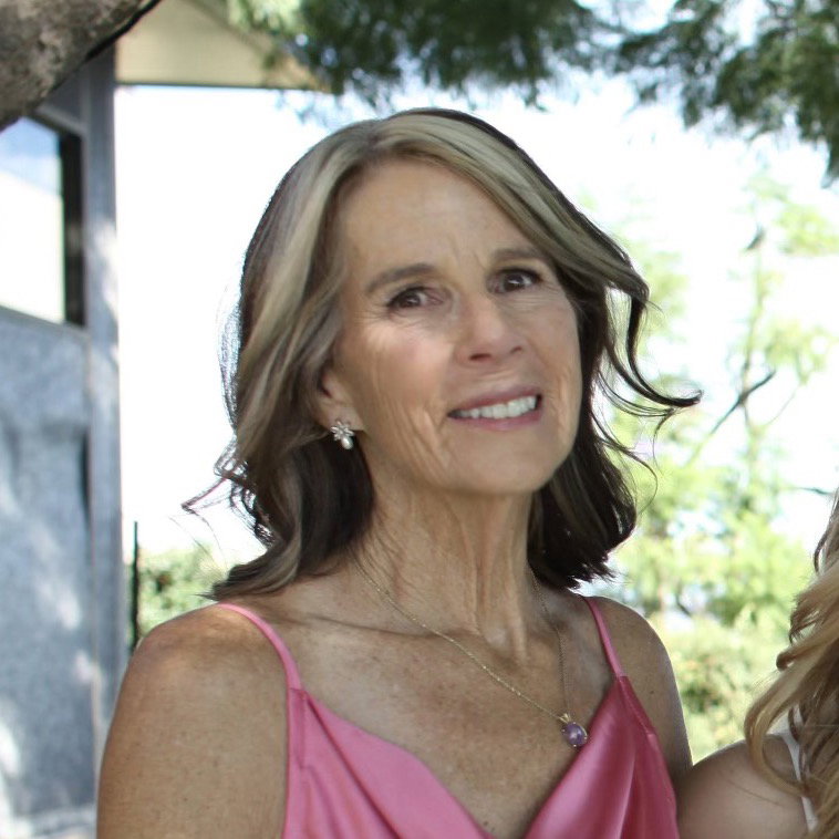 victoria  constable 