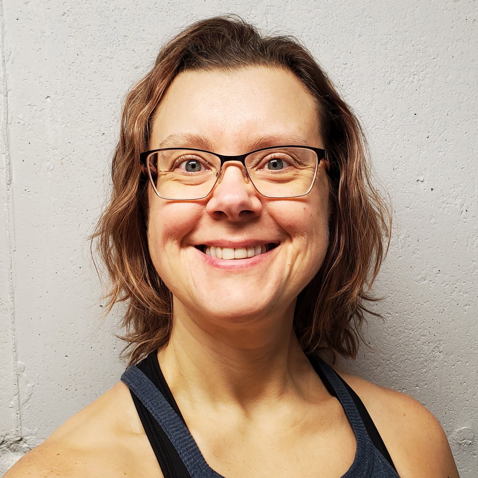 Angie  Tomlinson