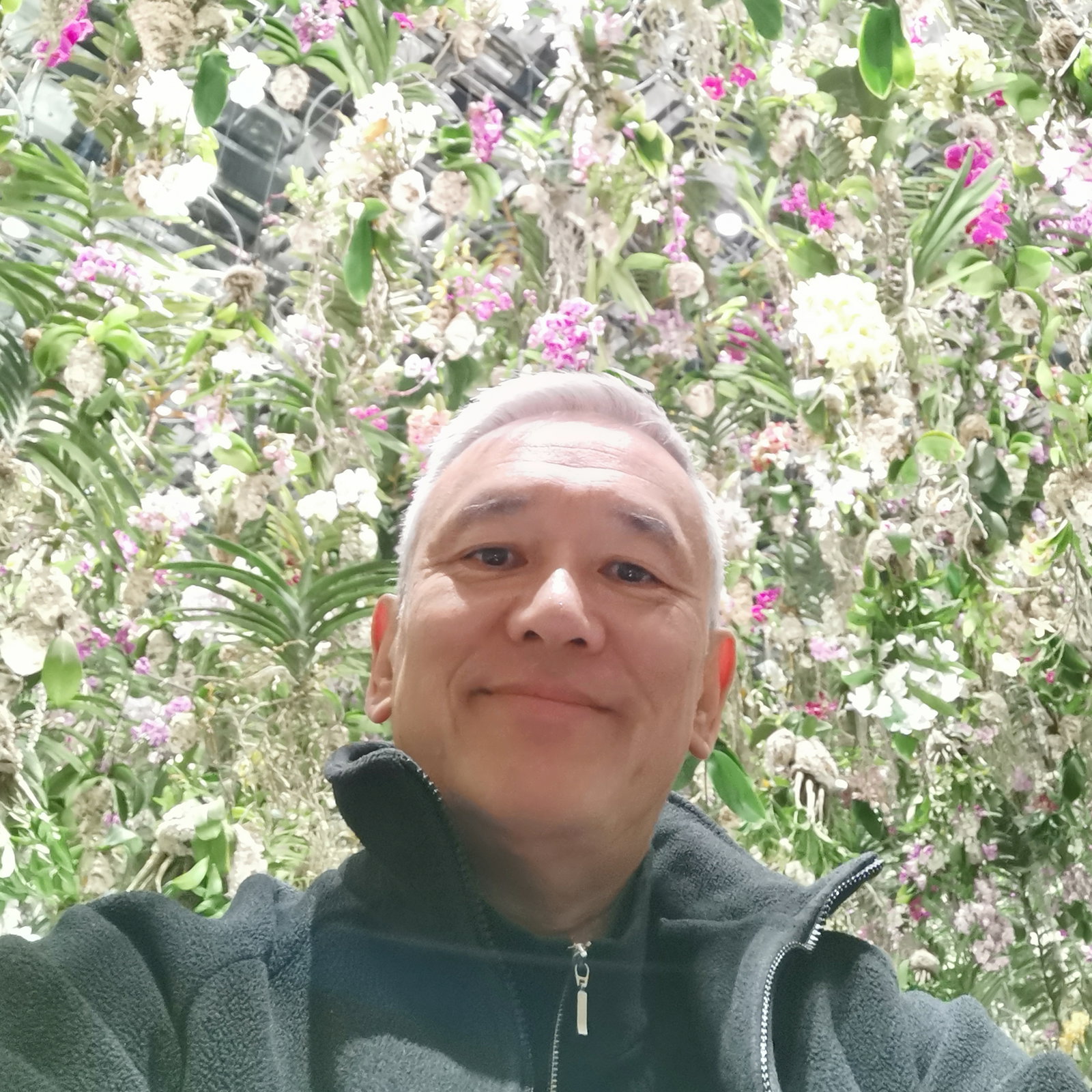 Ken  Thong 