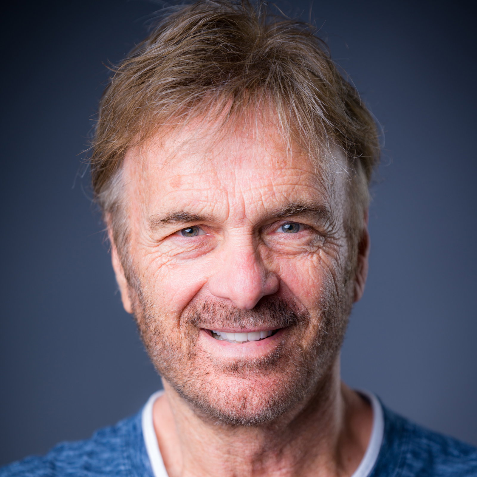 TOM  Young 