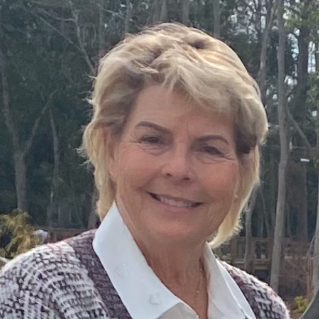 Betty  Medina 