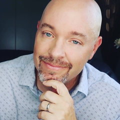 Dr. Brad Klontz