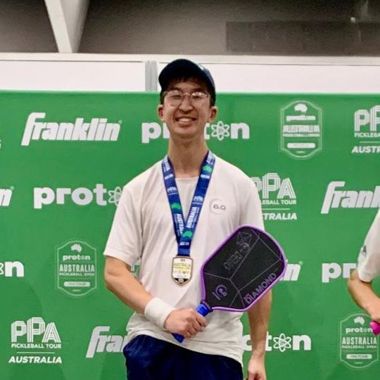Raymond  Siu 
