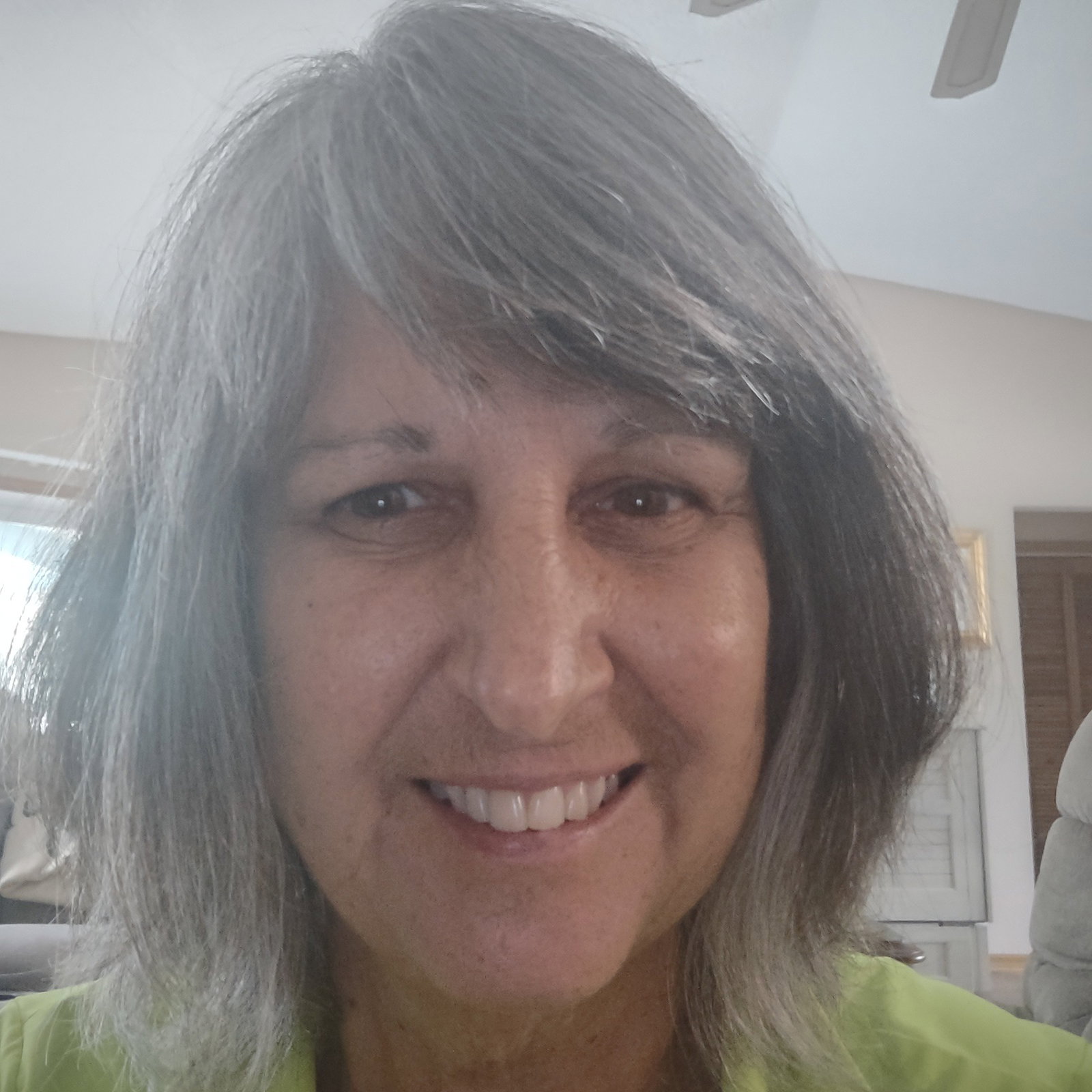 Patti  Apa 