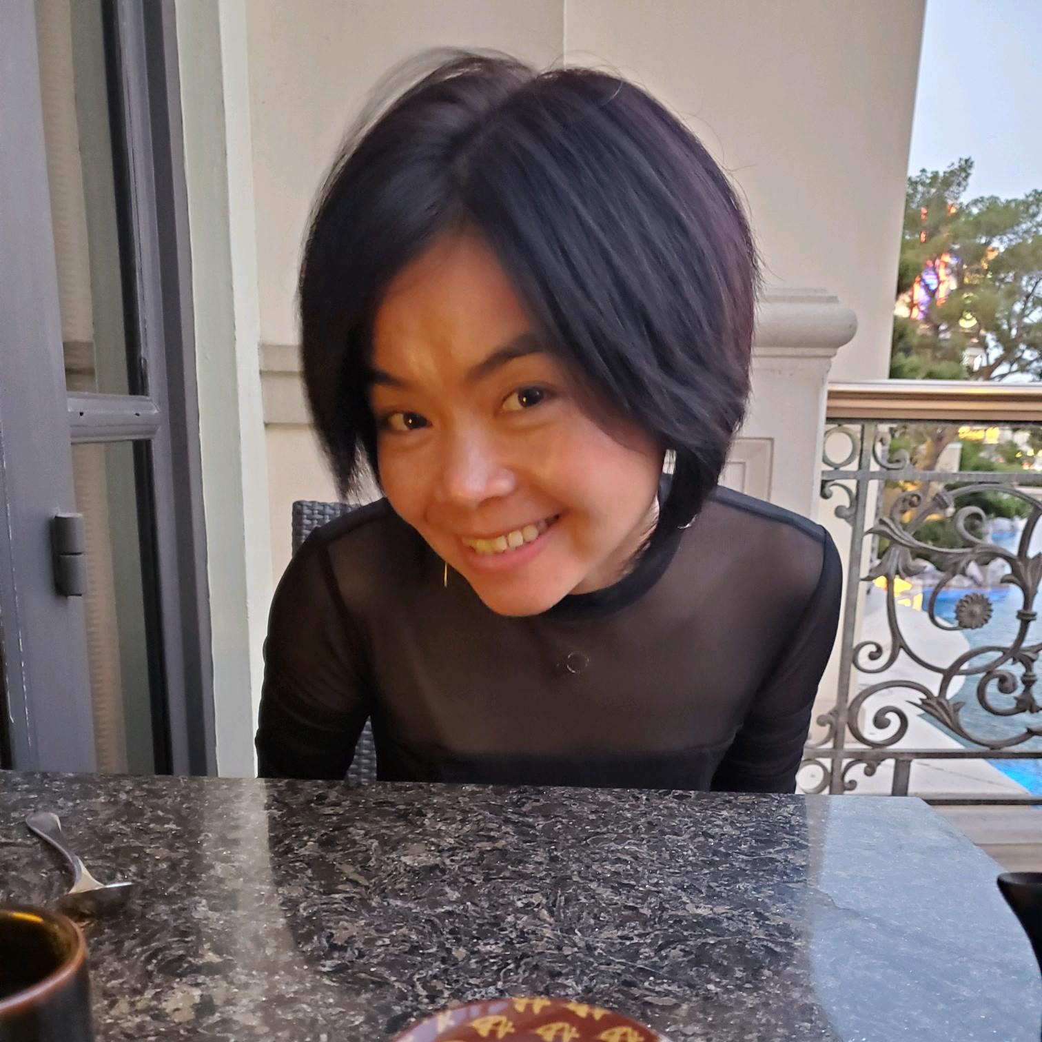 Yayun  Huang 