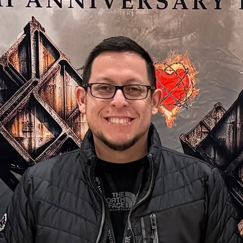 Alex  Perez 
