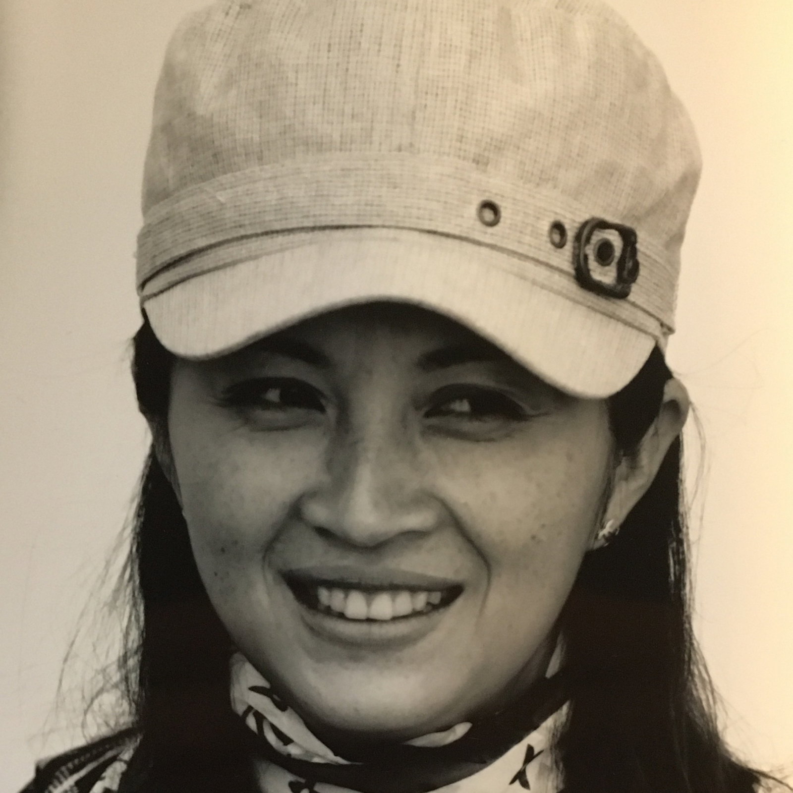 Dao  Hoang 