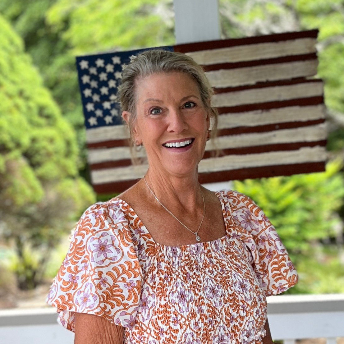 Dana  Bresnahan 