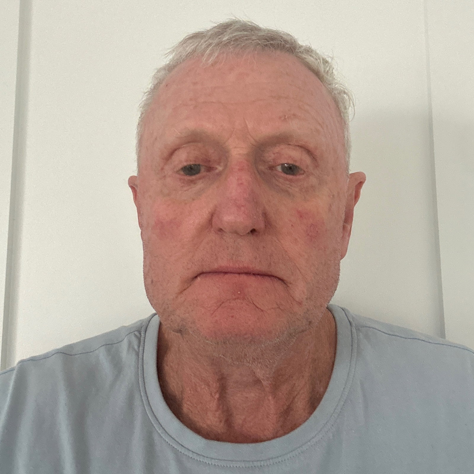 Denis  Holland 