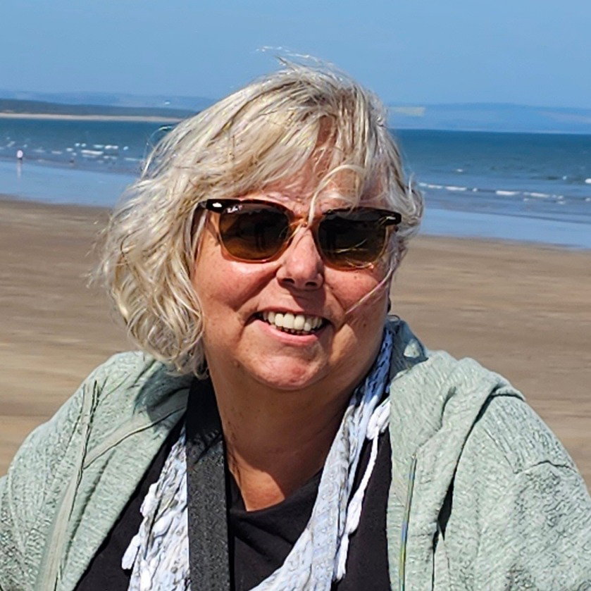 Janis  Meek 