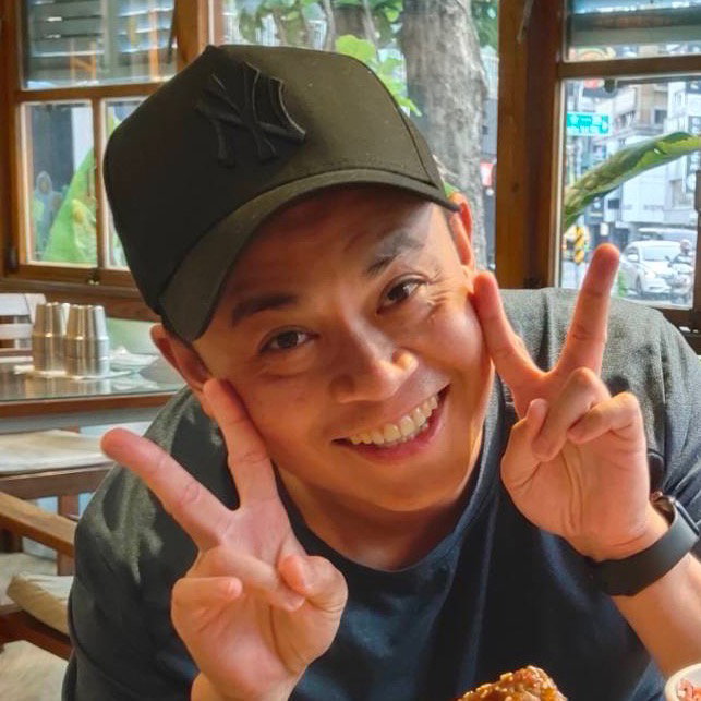 John-Rafael  Salazar 