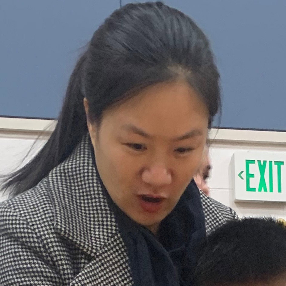 Lisa  Liu 