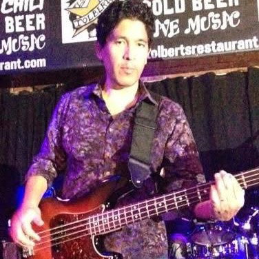 Carlos  Villalobos 