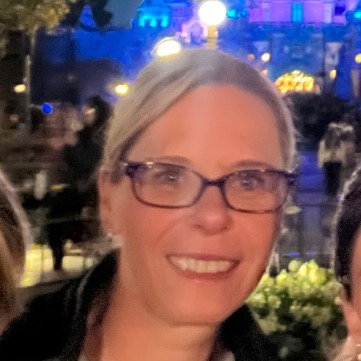 Annette  Ryan 