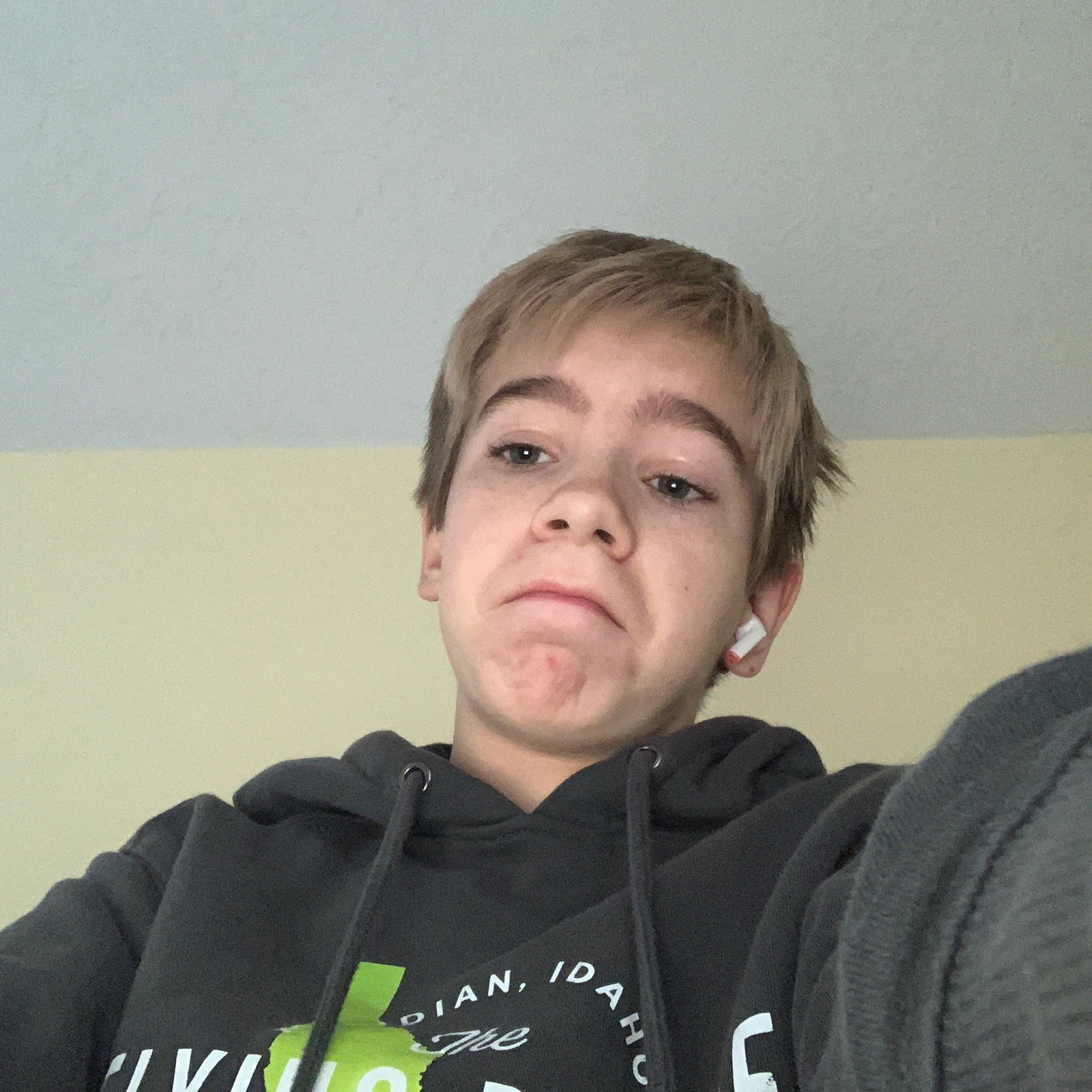 Oliver  B 