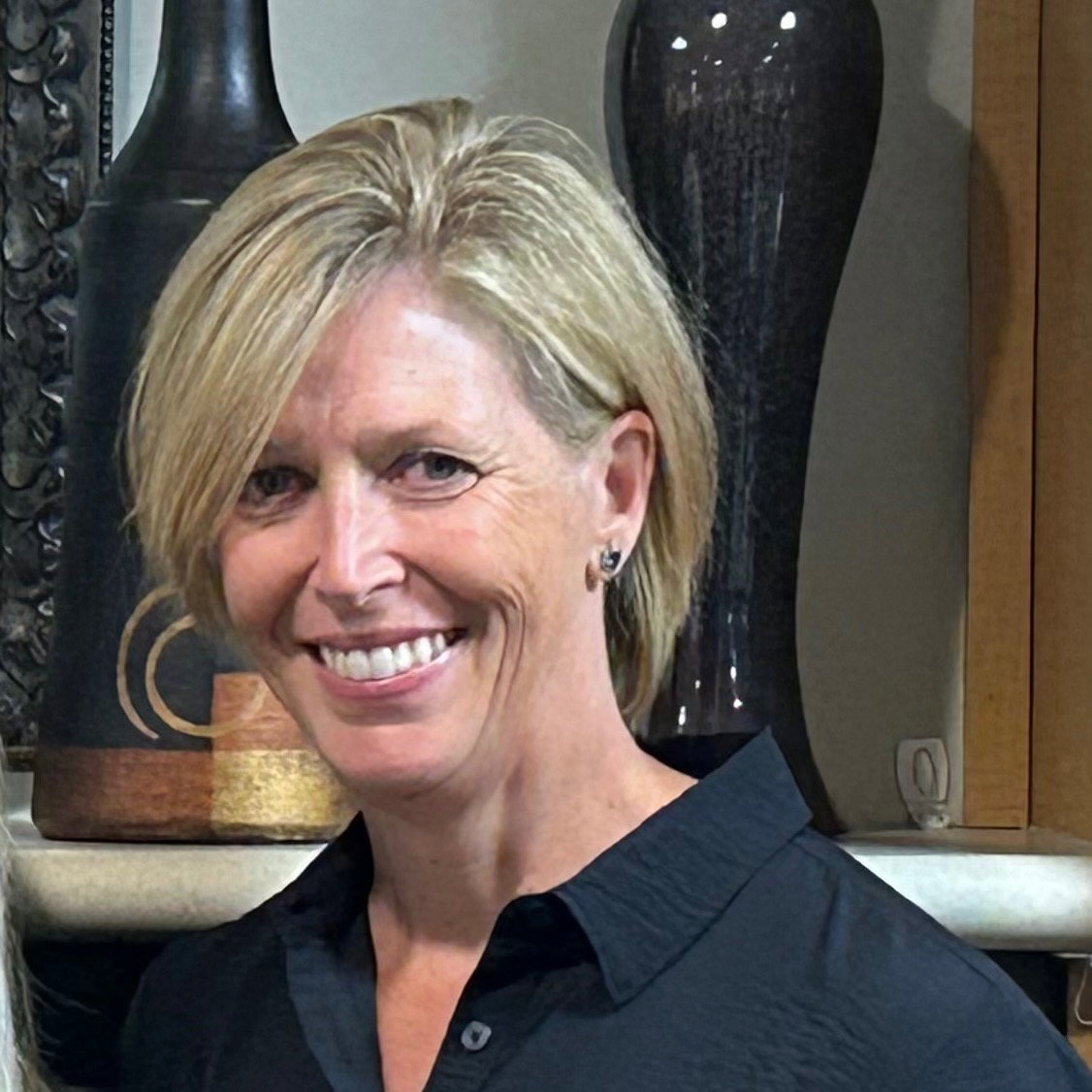 Becky  Perkins 