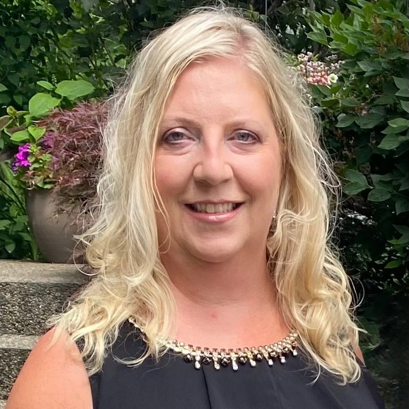 Robynn  Robertson 