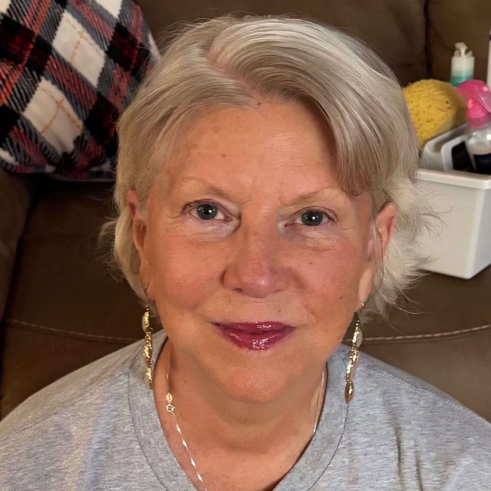 Tracy  Phillips 