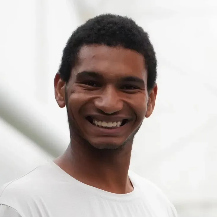 Joshua  Giannelli 