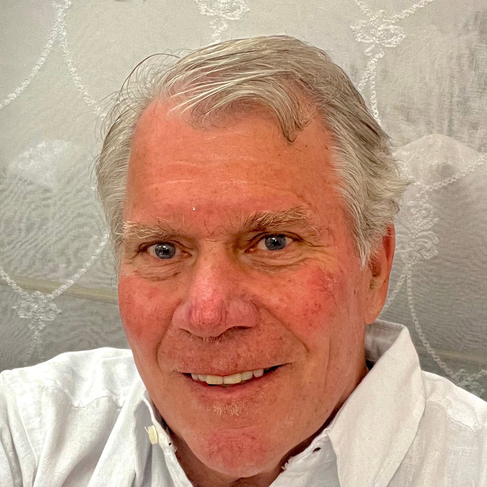 Kim  Elsasser 