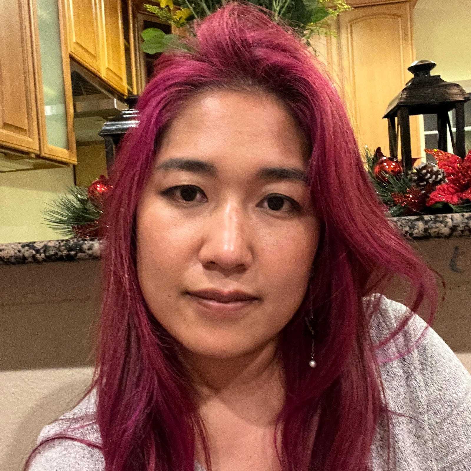 Kumiko  Huang 