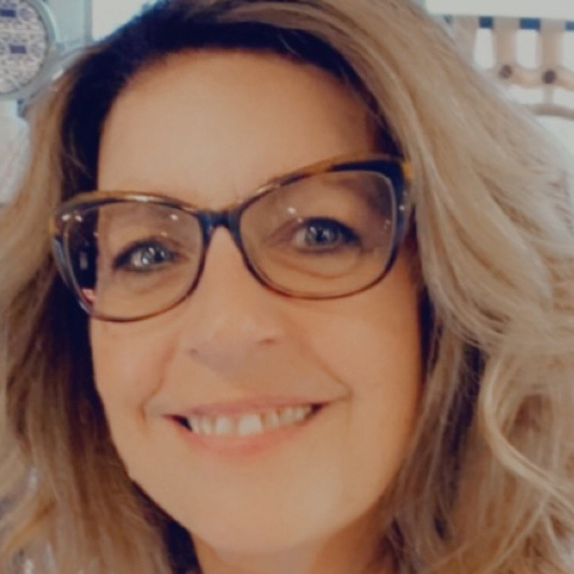 Cecilia  Leone 