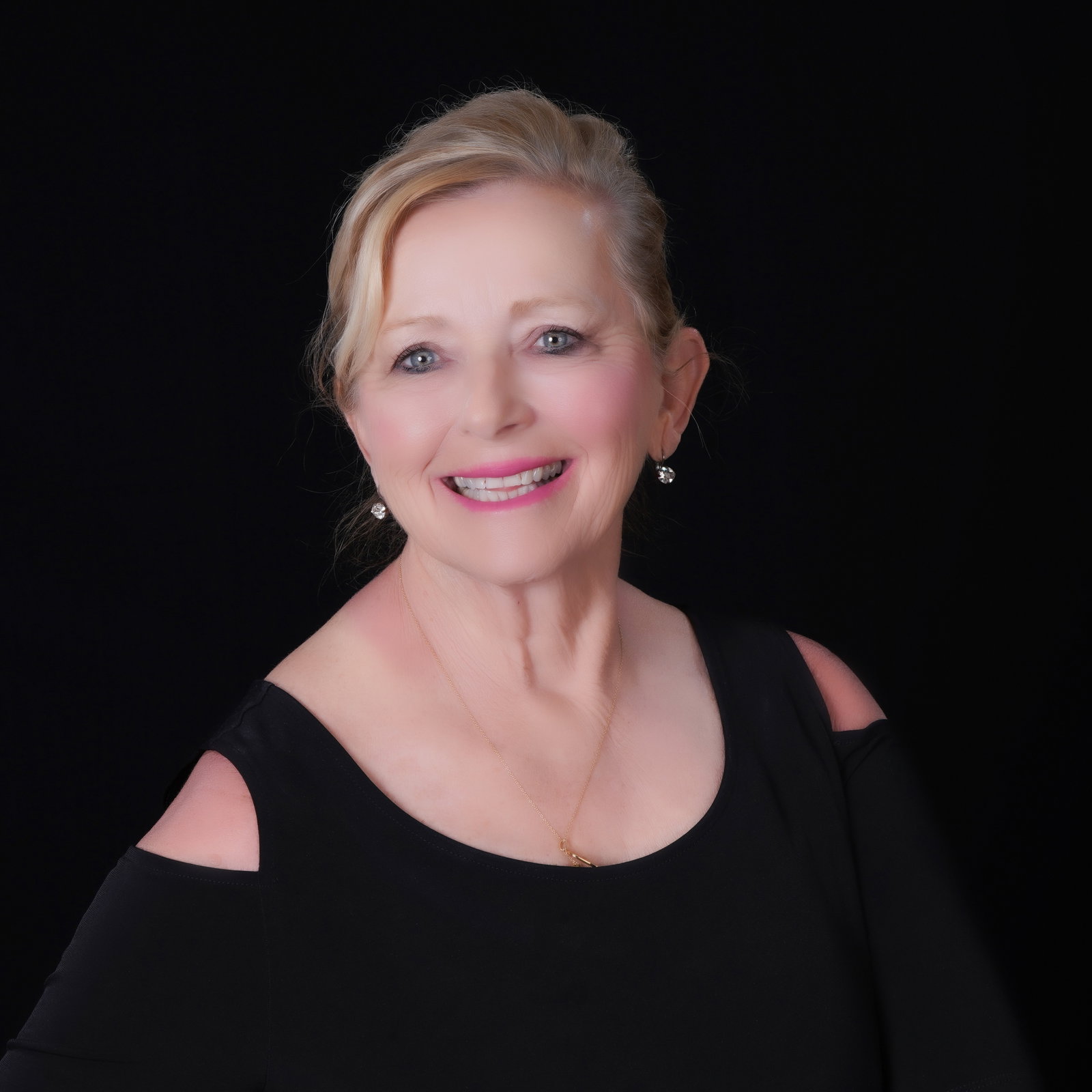 Angela  Wooton 