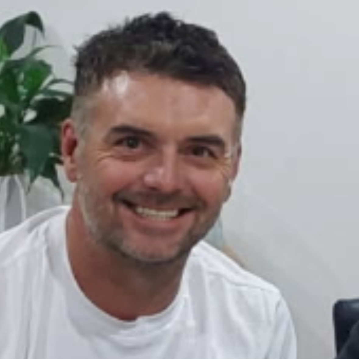 Chris  Kelf 