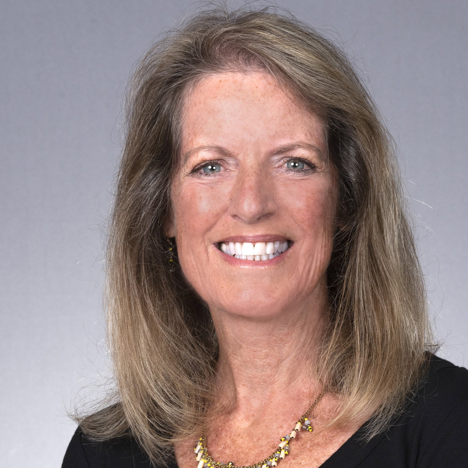 Debbi  Warden