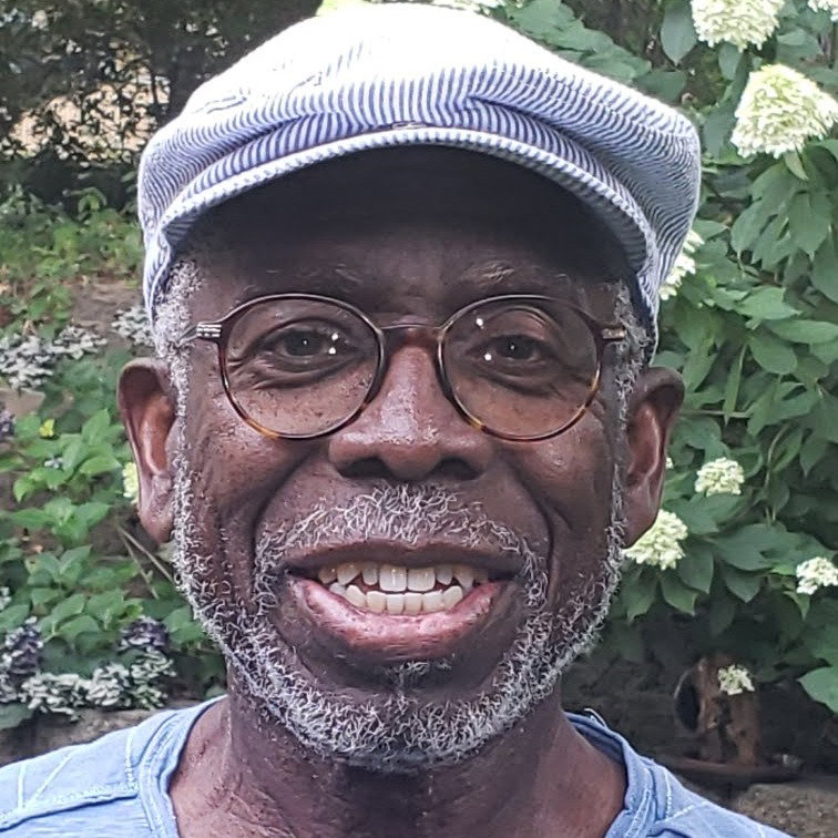 Henry  Thomas Jr 