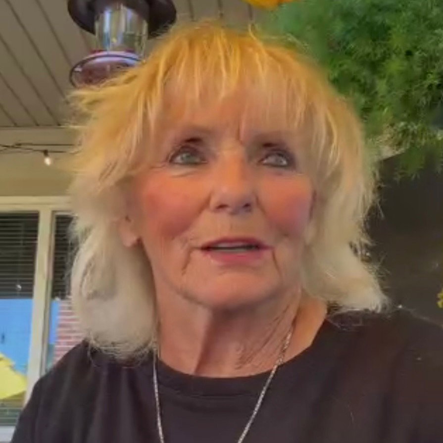 Dorothy (Dottie)  Ryan 