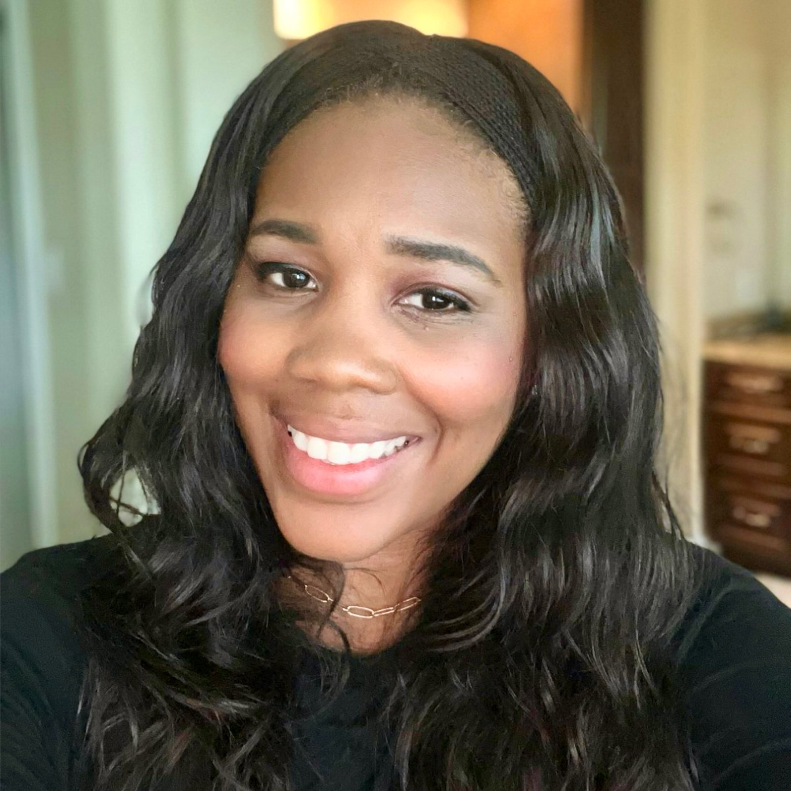 Shauna  Curry 