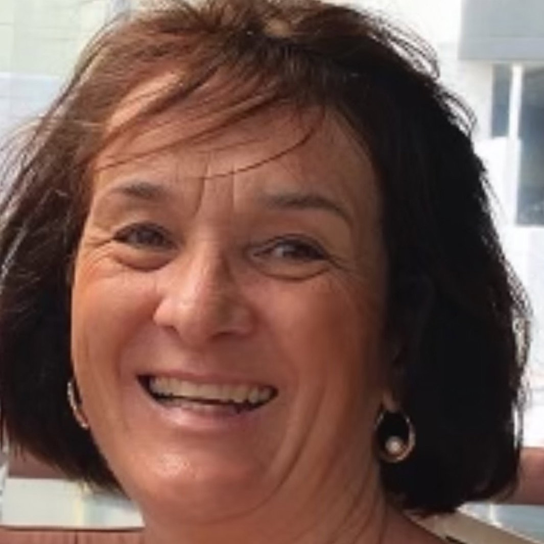 Claire  Bell 